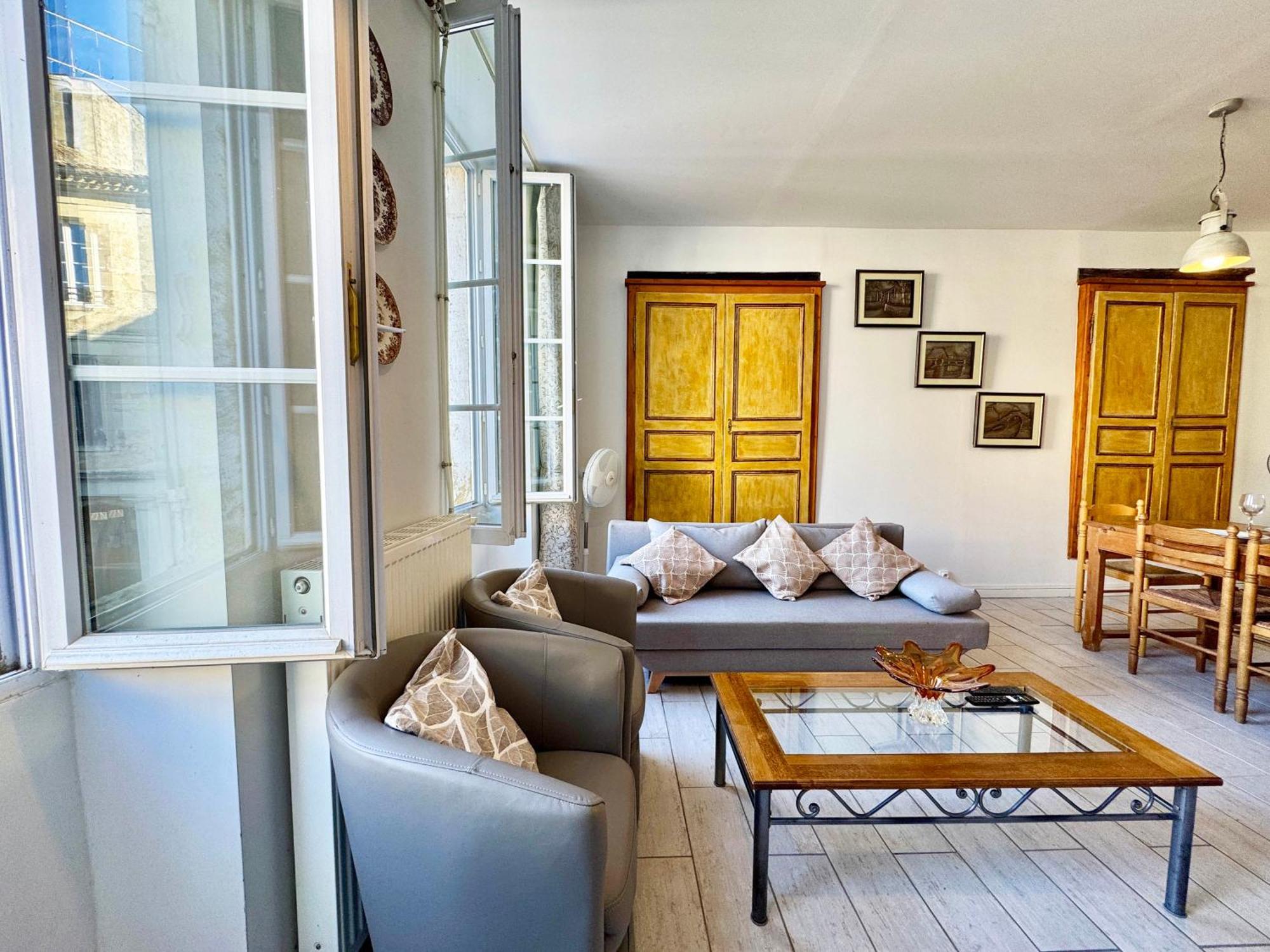 Maison De Ville Au Coeur D'Une Bastide Historique Monségur Екстериор снимка